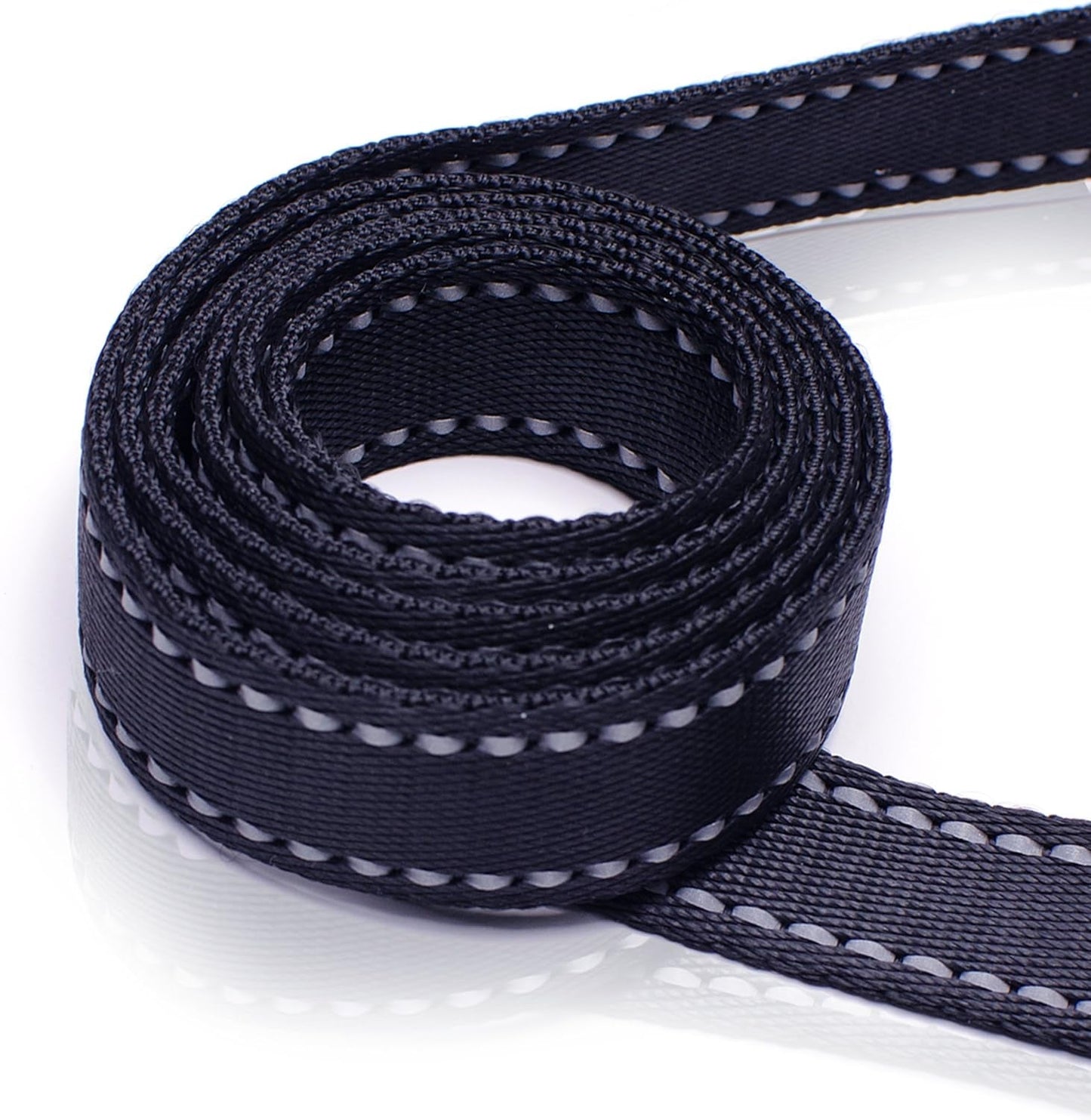 Extra Heavy Duty Dog Leash - 6Ft Long - 3Mm Thick, Soft Padded Handle for Comfort - Perfect Leashes for Medium and Large Dogs - pet needs313111513551Extra Heavy Duty Dog Leash - 6Ft Long - 3Mm Thick, Soft Padded Handle for Comfort - Perfect Leashes for Medium and Large Dogspet needs